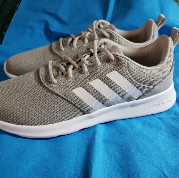 Women’s Adidas Cloudform Running Shoes - Picture 7 of 8